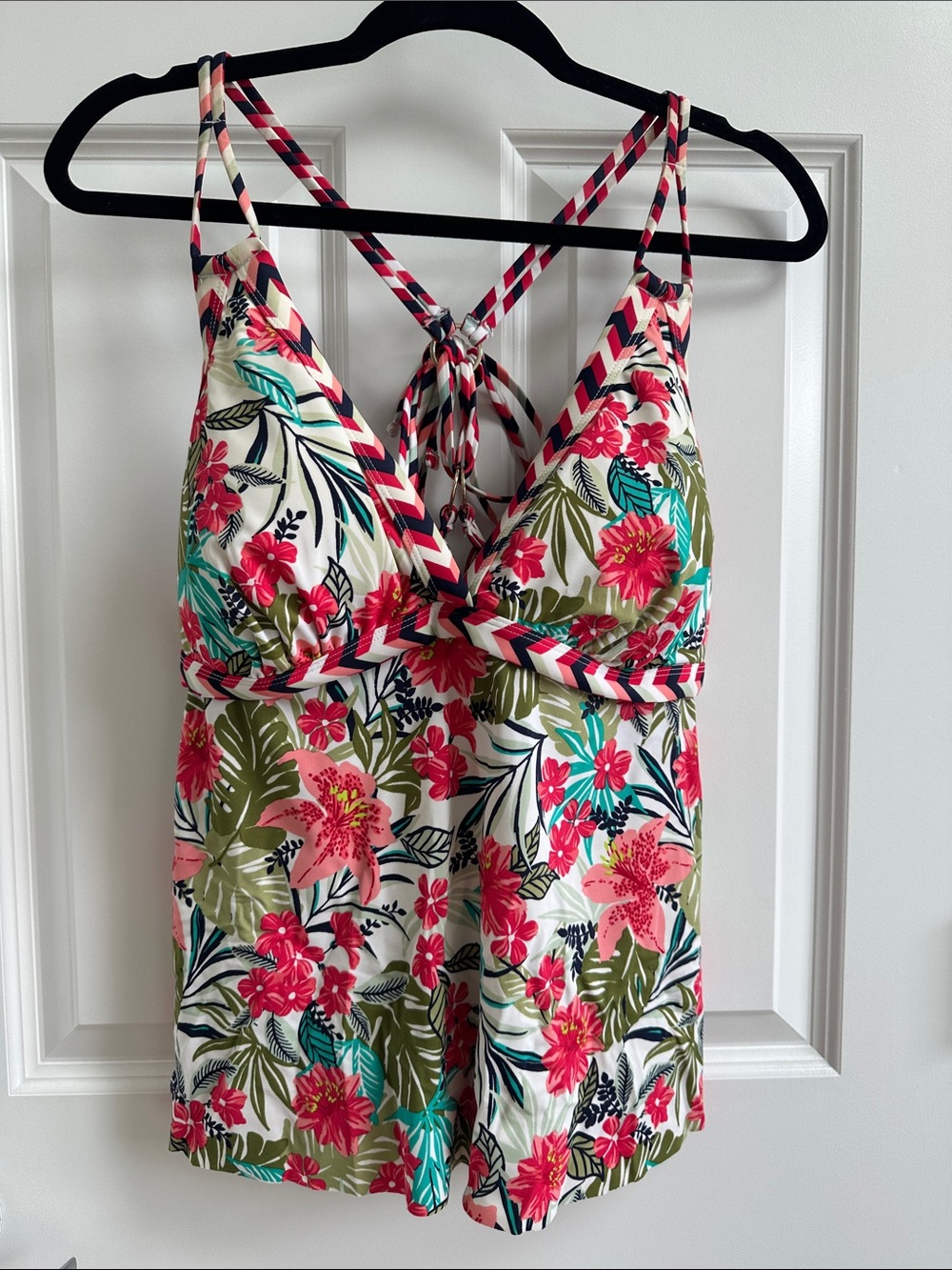 Women’s Tropical Tankini Top